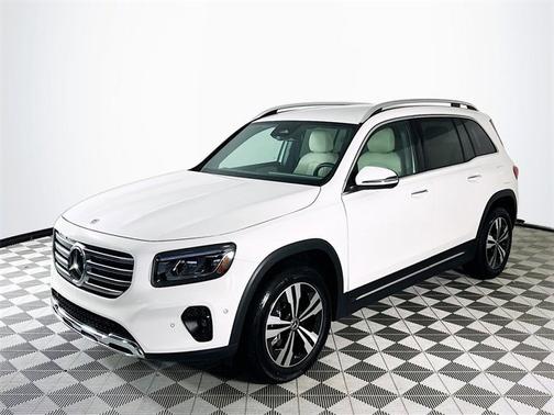 2025 Mercedes-Benz GLB 250