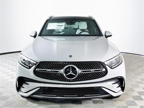 2025 Mercedes-Benz GLC 300 4MATIC