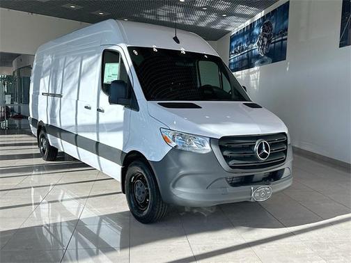 2025 Mercedes-Benz Sprinter 2500 High Roof