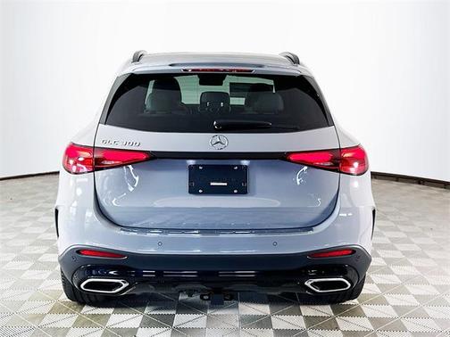 2026 Mercedes-Benz GLC 300 Base