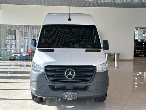 2025 Mercedes-Benz Sprinter 2500 Standard Roof