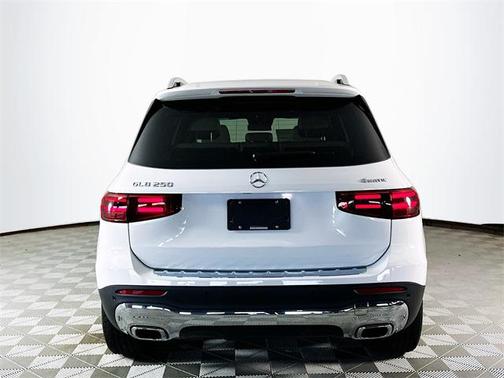 2026 Mercedes-Benz GLB 250 4MATIC