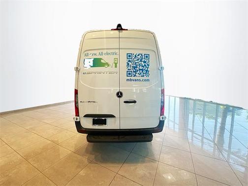 2024 Mercedes-Benz eSprinter 2500 Cargo 170 WB