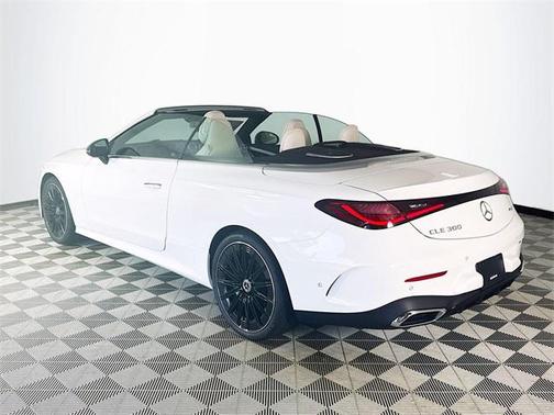 2026 Mercedes-Benz CLE 300 4MATIC Cabriolet