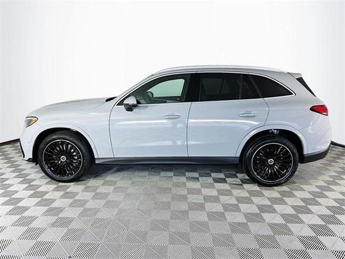 2025 Mercedes-Benz GLC 300 Base