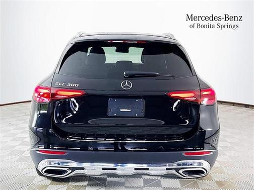 2025 Mercedes-Benz GLC 300 Base