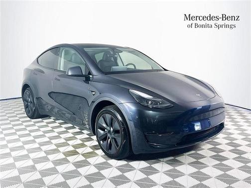 2024 Tesla Model Y Long Range Dual Motor All-Wheel Drive