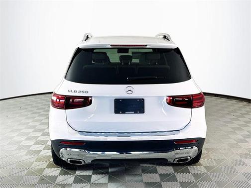 2025 Mercedes-Benz GLB 250 Base