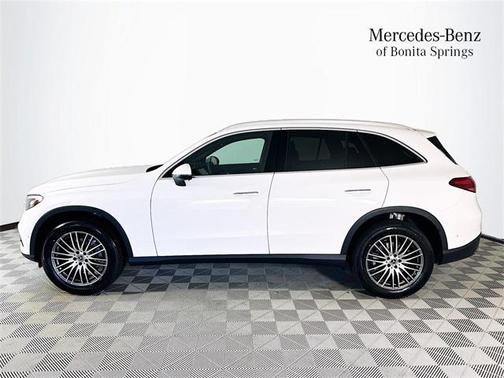 2025 Mercedes-Benz GLC 300 Base