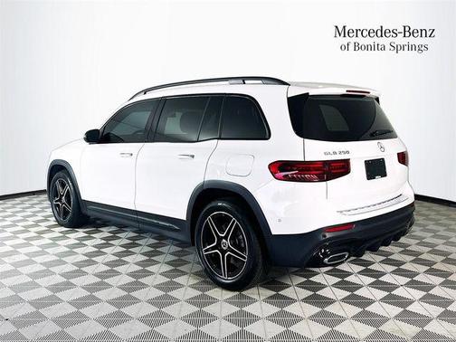 Polar White 2024 Mercedes-Benz GLB 250 Base