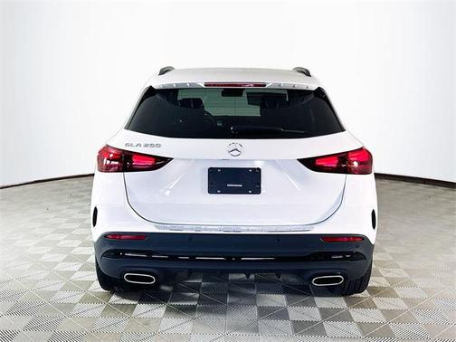 2026 Mercedes-Benz GLA 250 4MATIC