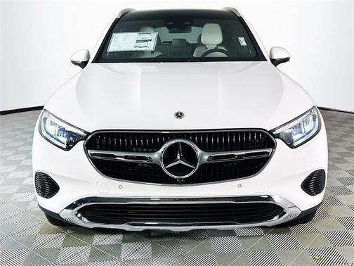 2026 Mercedes-Benz GLC 300 4MATIC