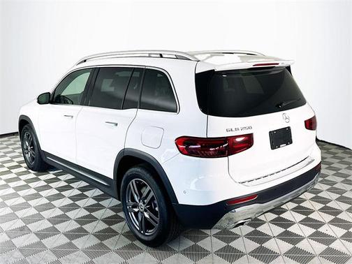 2025 Mercedes-Benz GLB 250 Base