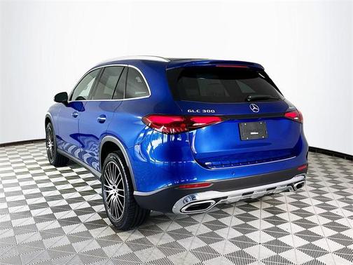 2026 Mercedes-Benz GLC 300 4MATIC