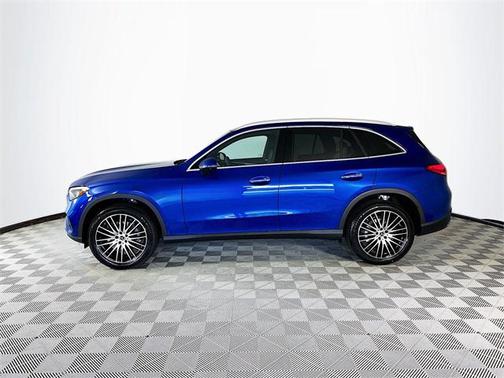 2026 Mercedes-Benz GLC 300 4MATIC