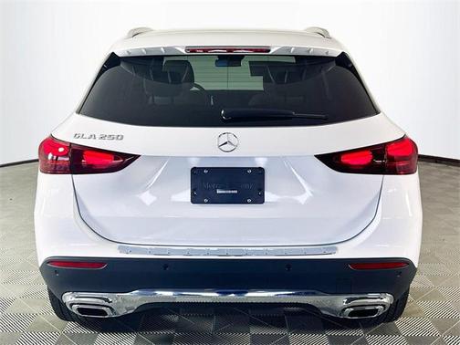 2025 Mercedes-Benz GLA 250 Base