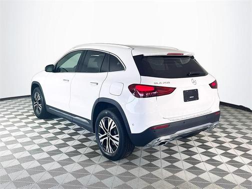 2025 Mercedes-Benz GLA 250 Base