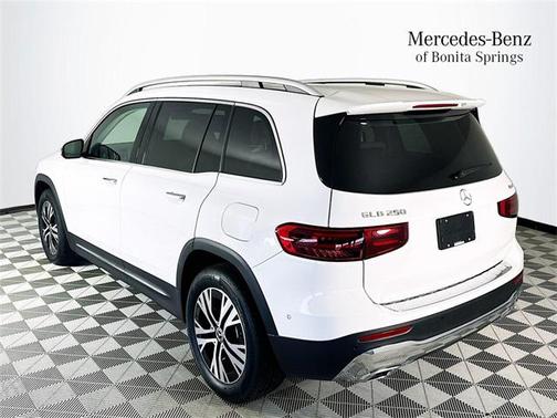 2025 Mercedes-Benz GLB 250 4MATIC