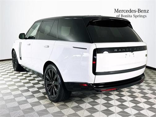 2023 Land Rover Range Rover P400 SE
