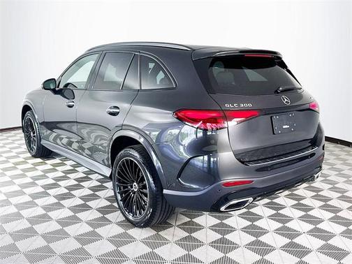 2026 Mercedes-Benz GLC 300 4MATIC