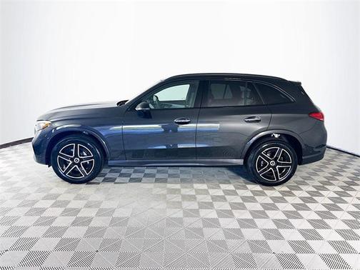2025 Mercedes-Benz GLC 300 Base