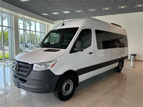 2025 Mercedes-Benz Sprinter 2500 High Roof