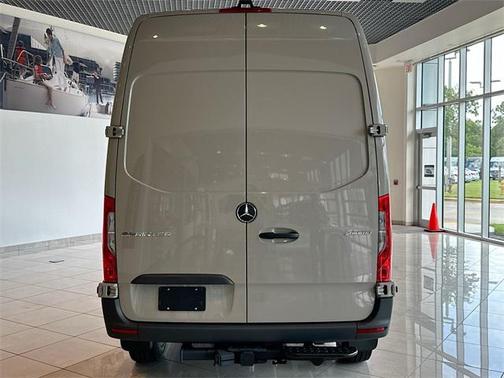 2025 Mercedes-Benz Sprinter 2500 Standard Roof
