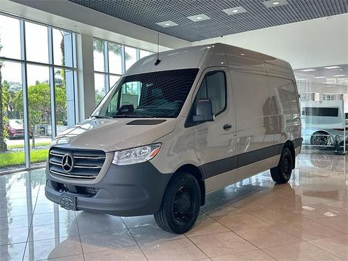 2025 Mercedes-Benz Sprinter 2500 Standard Roof