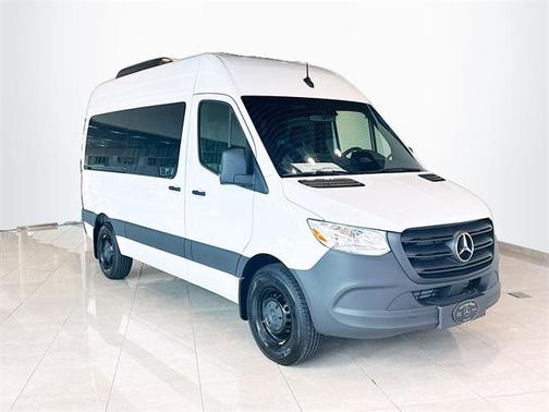 2025 Mercedes-Benz Sprinter 2500 Standard Roof