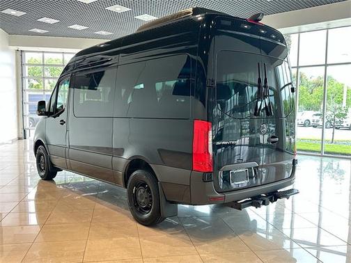 2025 Mercedes-Benz Sprinter 2500 Passenger 144 WB