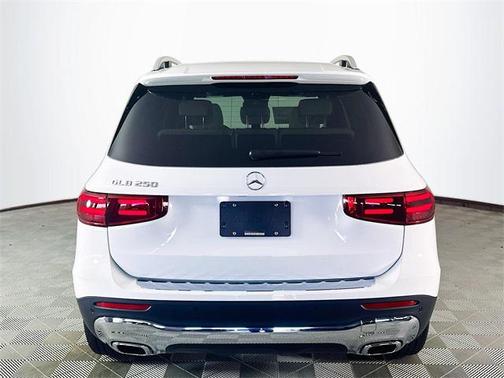 2026 Mercedes-Benz GLB 250 Base