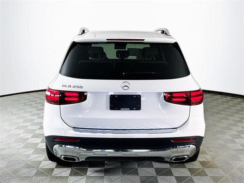 2025 Mercedes-Benz GLB 250 Base