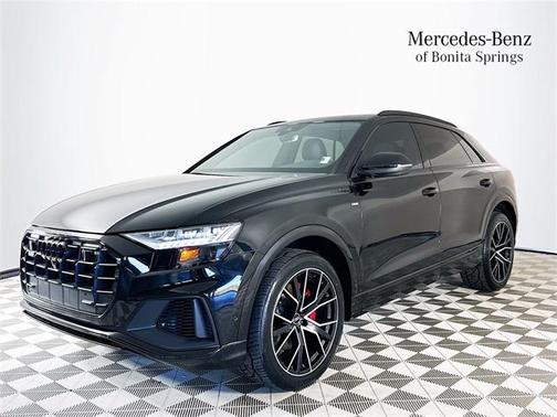 2022 Audi Q8 55 Premium Plus