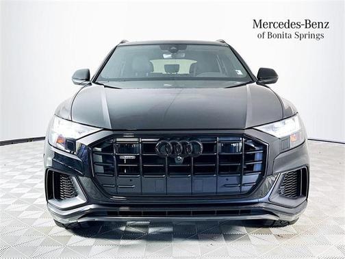 2022 Audi Q8 55 Premium Plus