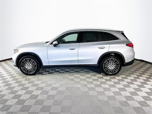 2026 Mercedes-Benz GLC 300 Base