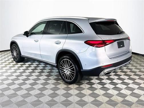 2026 Mercedes-Benz GLC 300 Base