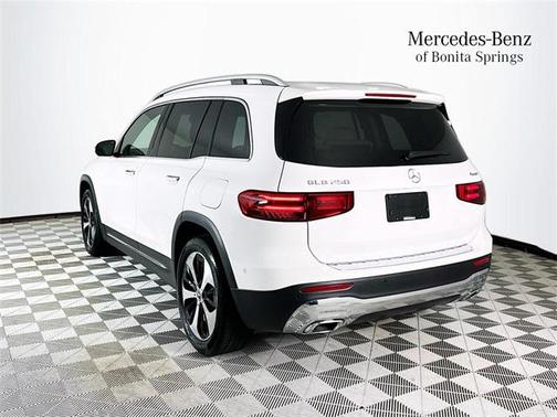 2025 Mercedes-Benz GLB 250 4MATIC