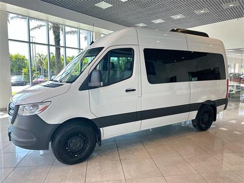 2024 Mercedes-Benz Sprinter 2500 Standard Roof