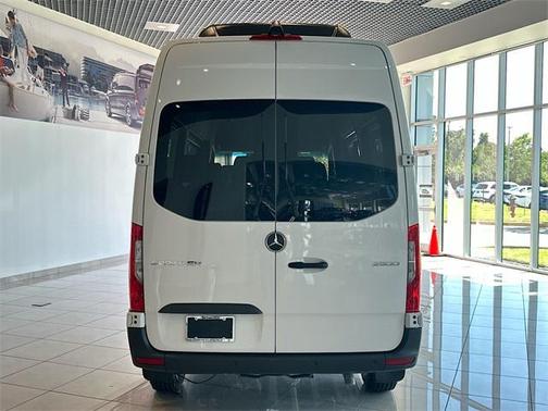 2024 Mercedes-Benz Sprinter 2500 Standard Roof