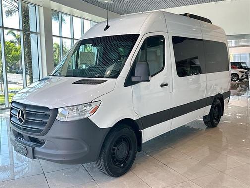 2024 Mercedes-Benz Sprinter 2500 Standard Roof