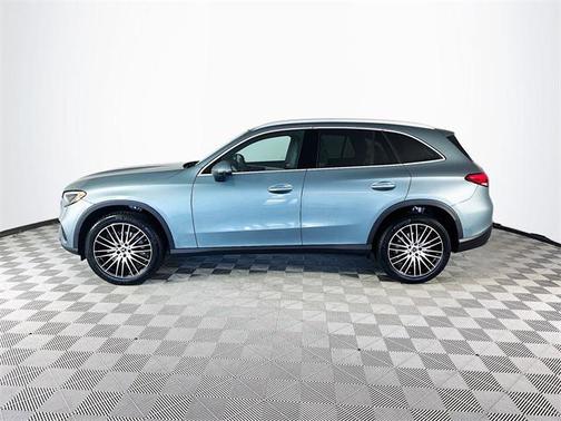 2026 Mercedes-Benz GLC 300 Base