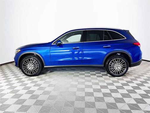 2026 Mercedes-Benz GLC 300 Base