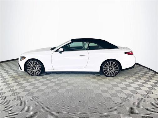 2026 Mercedes-Benz CLE 300 4MATIC Cabriolet