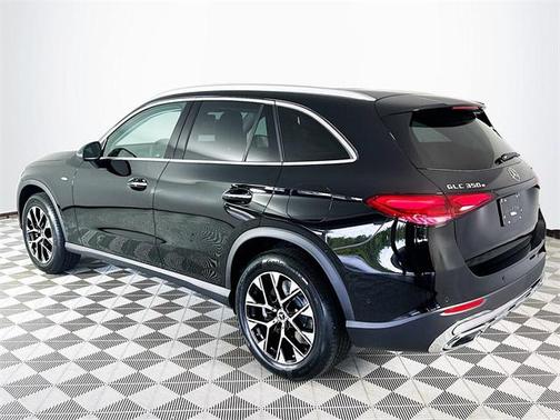 2025 Mercedes-Benz GLC 350e Base