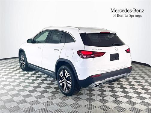 2025 Mercedes-Benz GLA 250 4MATIC