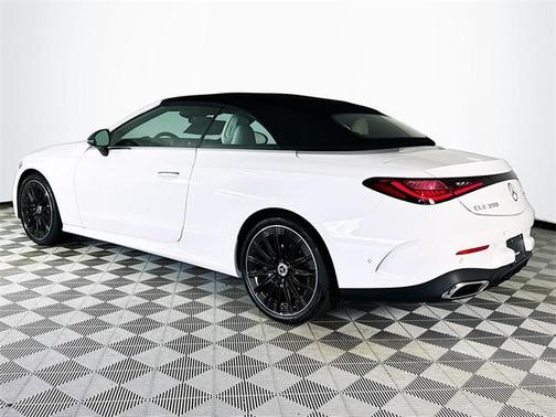 2026 Mercedes-Benz CLE 300 4MATIC Cabriolet