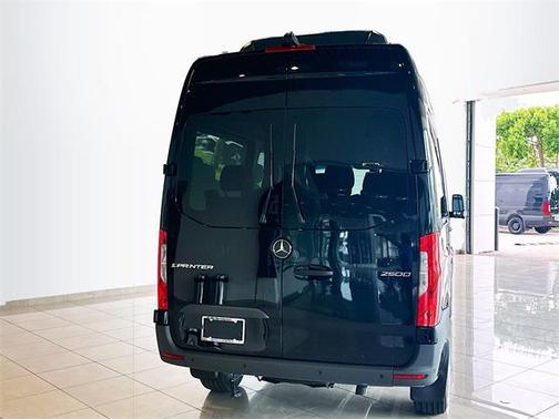 2025 Mercedes-Benz Sprinter 2500 Standard Roof