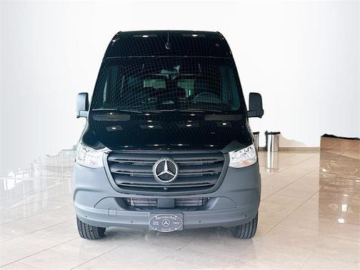 2025 Mercedes-Benz Sprinter 2500 Standard Roof