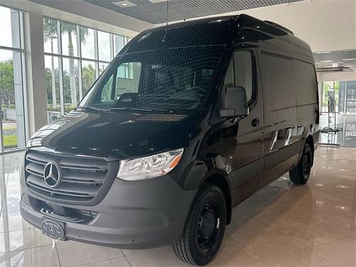2025 Mercedes-Benz Sprinter 2500 Standard Roof