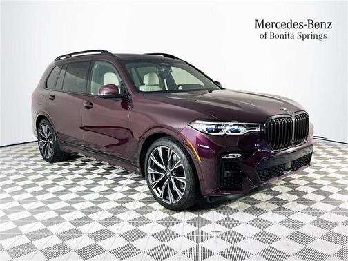 2022 BMW X7 M50i